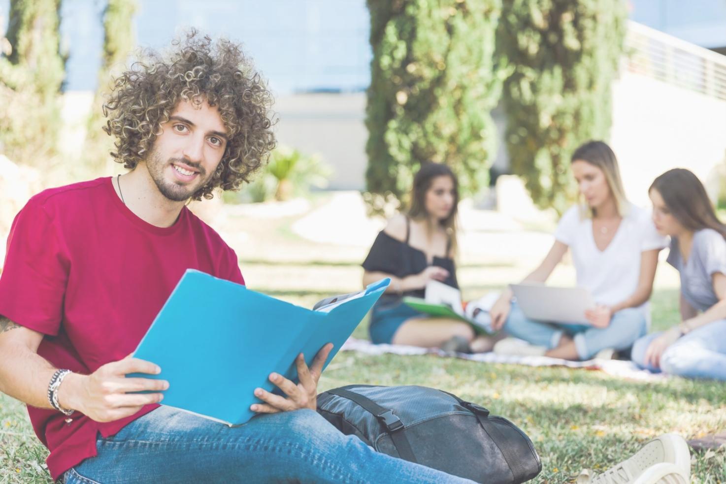 Sesión práctica sobre establecimiento de objetivos financieros alcanzables